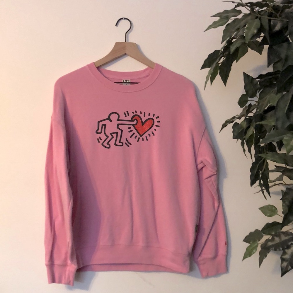 Pink UNIQLO: Keith Haring Pullover